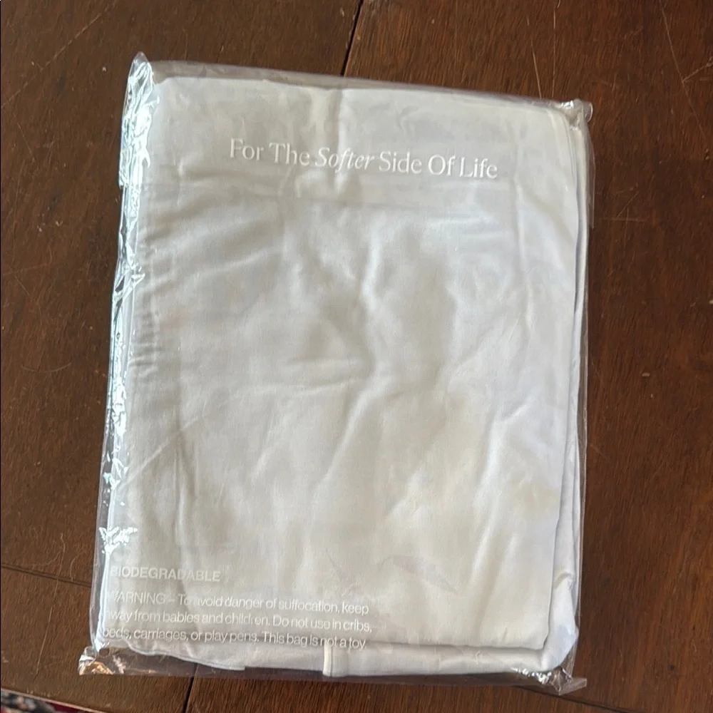 NWT Eberjey Gisele TENCEL™ Modal Long PJ Set - size XS - Picture 3 of 5